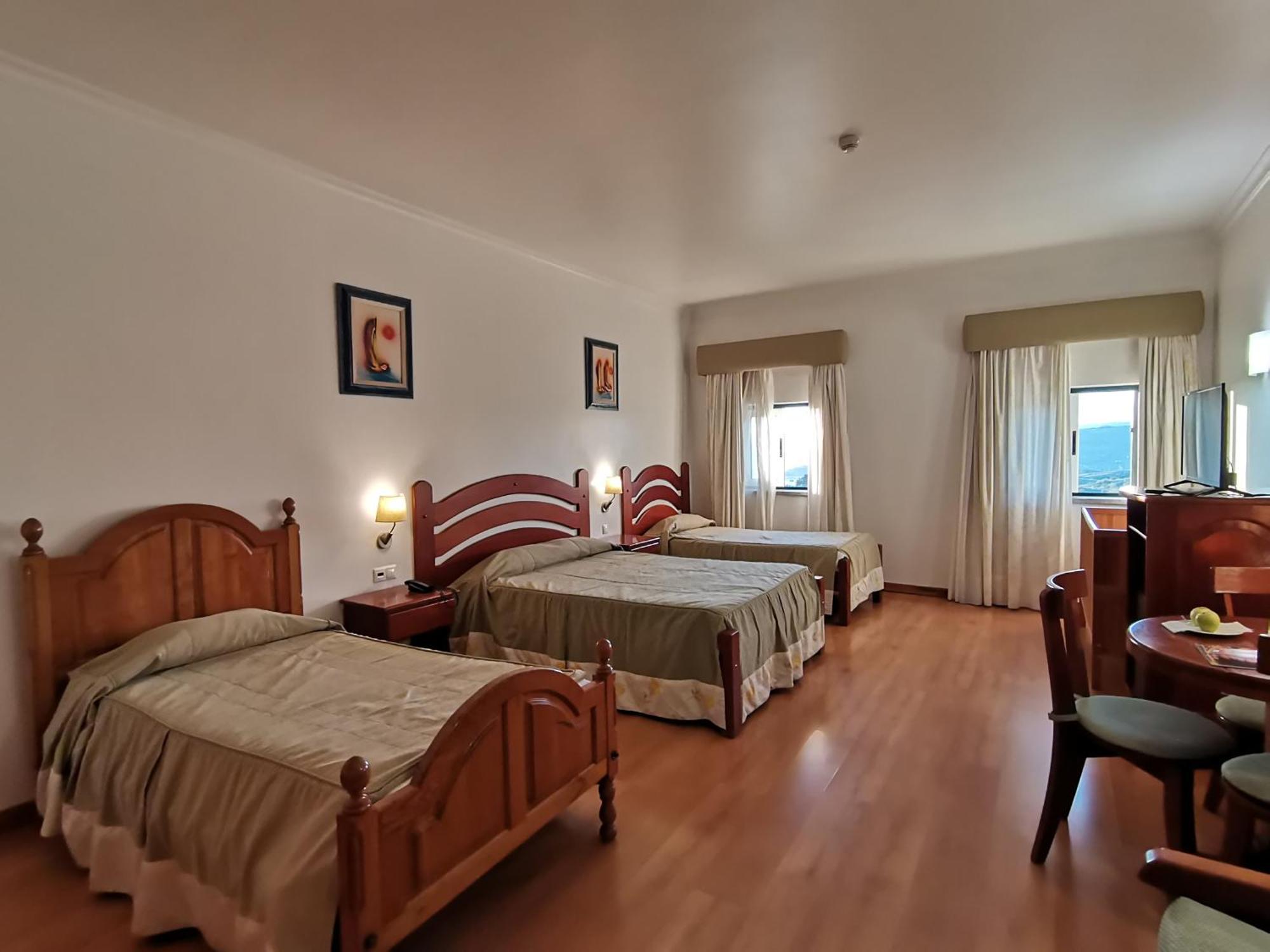 Hotel Quinta Dos Cedros Селорику-да-Бейра Экстерьер фото