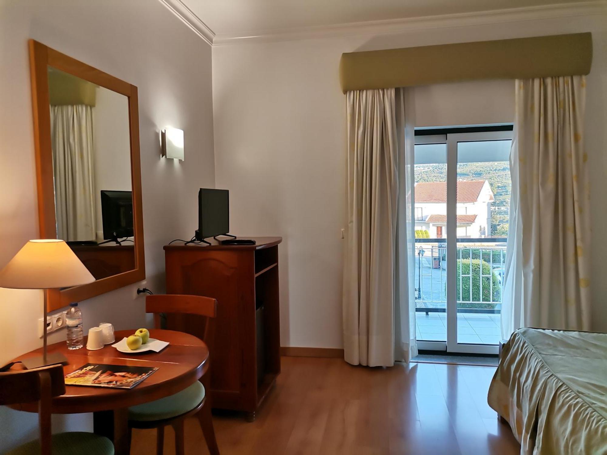 Hotel Quinta Dos Cedros Селорику-да-Бейра Экстерьер фото